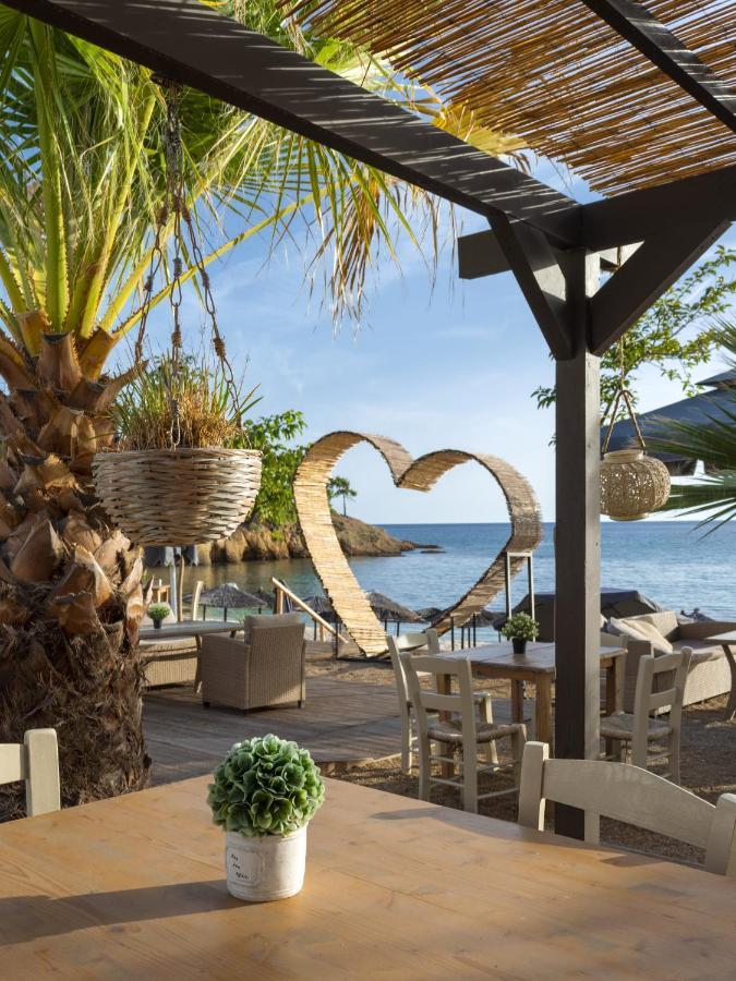 Beach Hotel Kapahi Pefkari Buitenkant foto